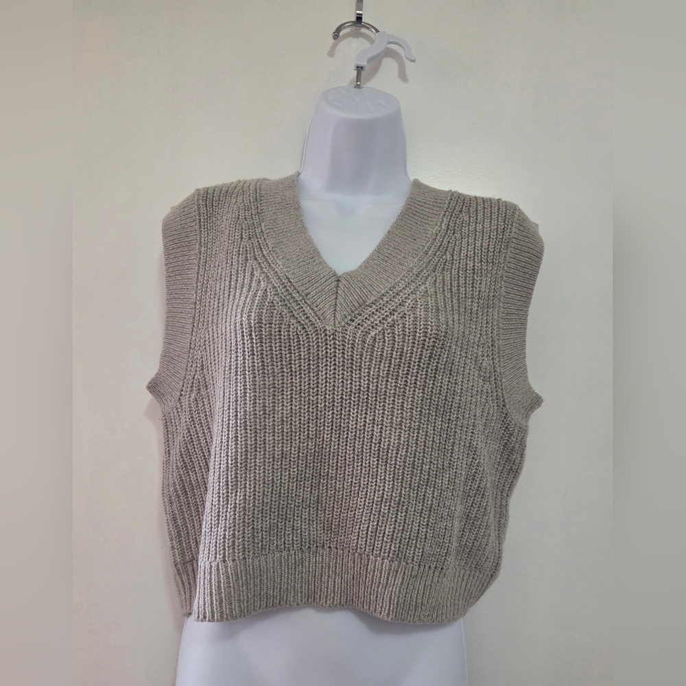 Ashley International Ribbed Knit Sweater Vest Size Large